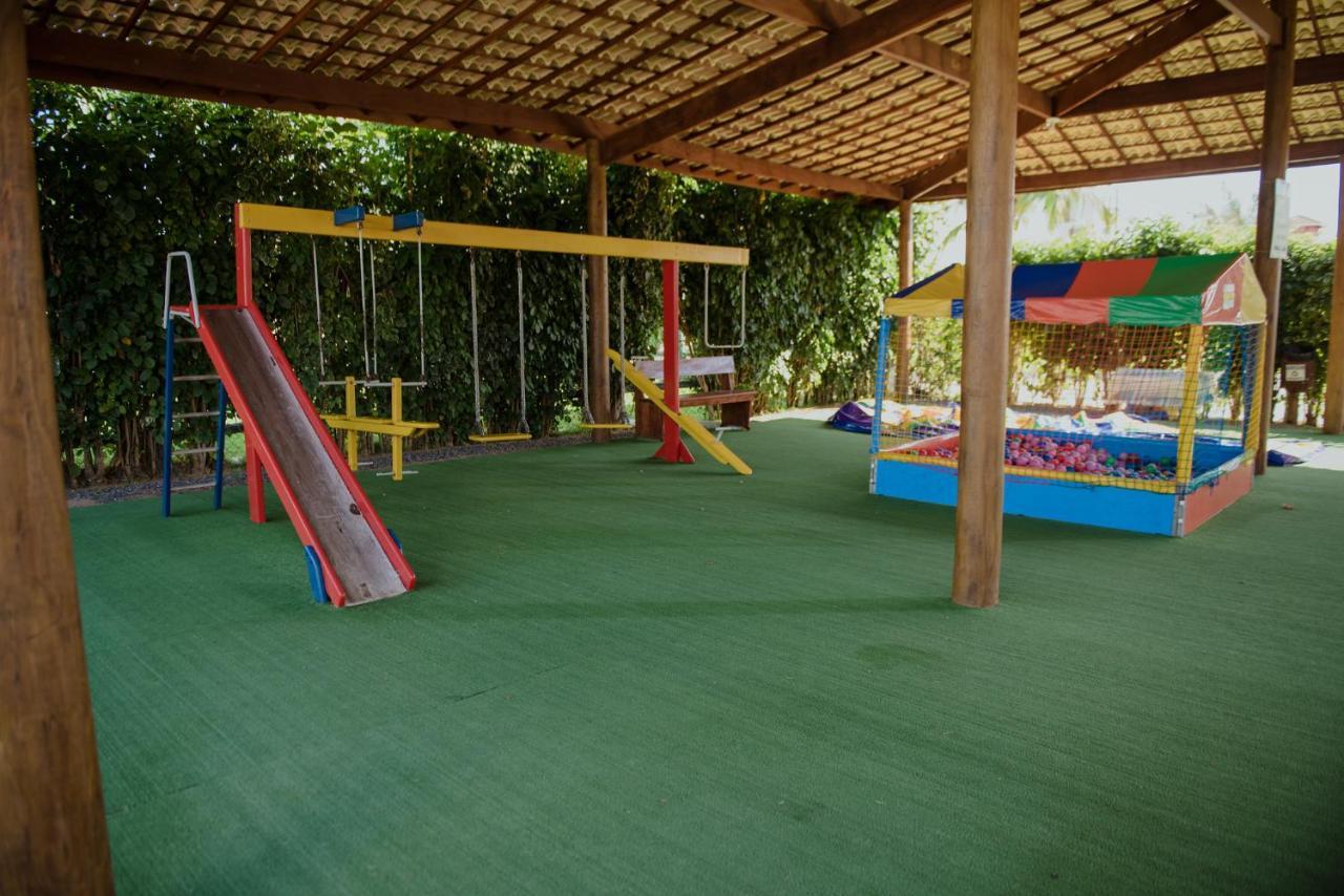 Flat Guarajuba Beira Da Praia Pe Na Areia Kültér fotó
